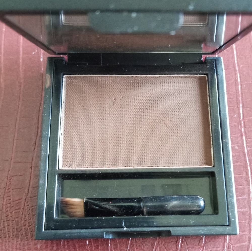 The look by Joi Signature Brow Powder dark brown